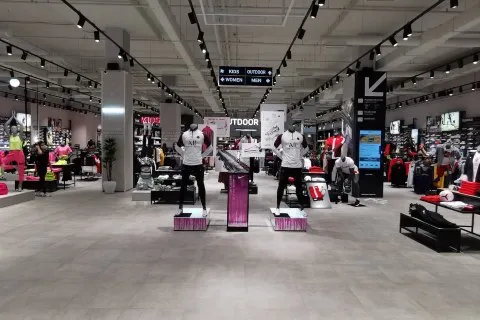 JEDINSTVENO ŠOPING ISKUSTVO NA PRESTIŽNOJ LOKACIJI