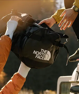 <center><b>THE NORTH FACE</center></b>