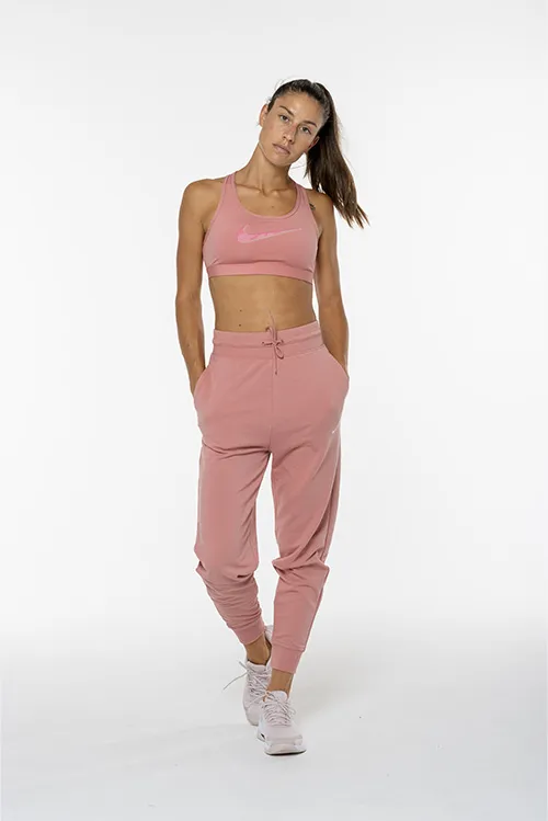 <center><b>Nike Training</center></b>