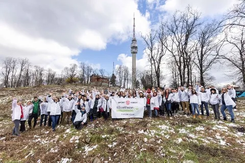 HILJADU NOVIH HRASTOVA ZA ZDRAVIJU BUDUĆNOST: Uspešno realizovana još jedna EcoVision akcija