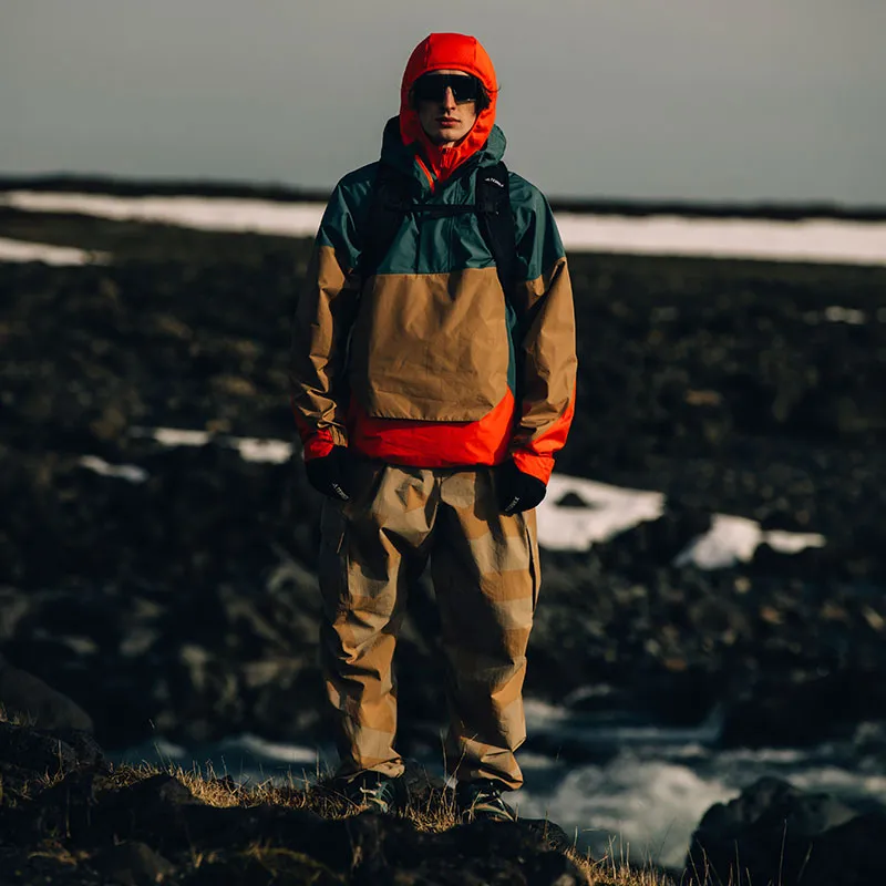 <center><b>ODEĆA</center></b>