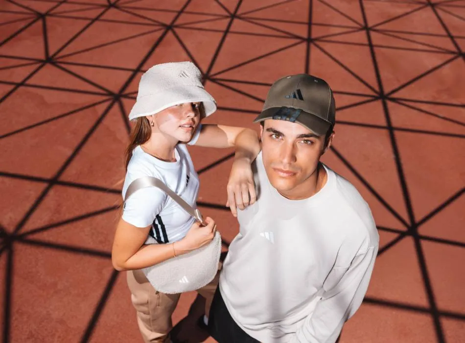  <center><b>AKSESOARI</center></b>