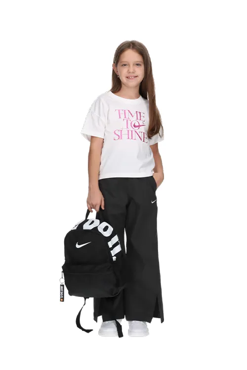 <center><b>Udoban Nike stil</center></b>