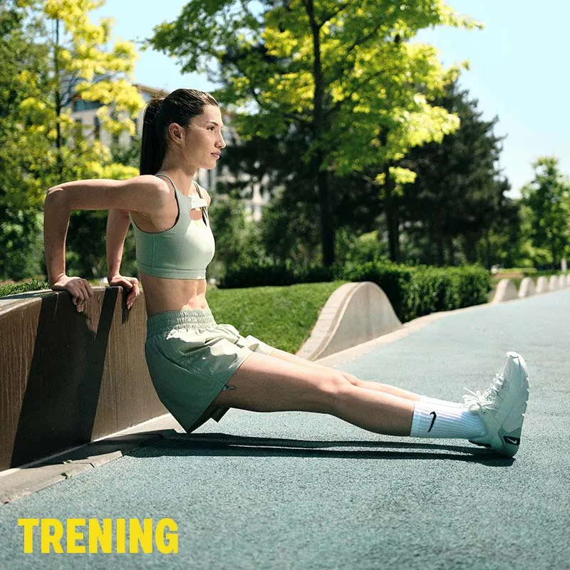 <center><b>TRENING</center></b>