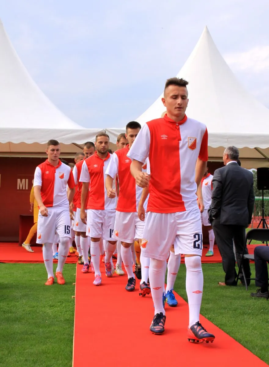 NOVA SEZONA U NOVIM UMBRO DRESOVIMA ZA FUDBALERE VOJVODINE