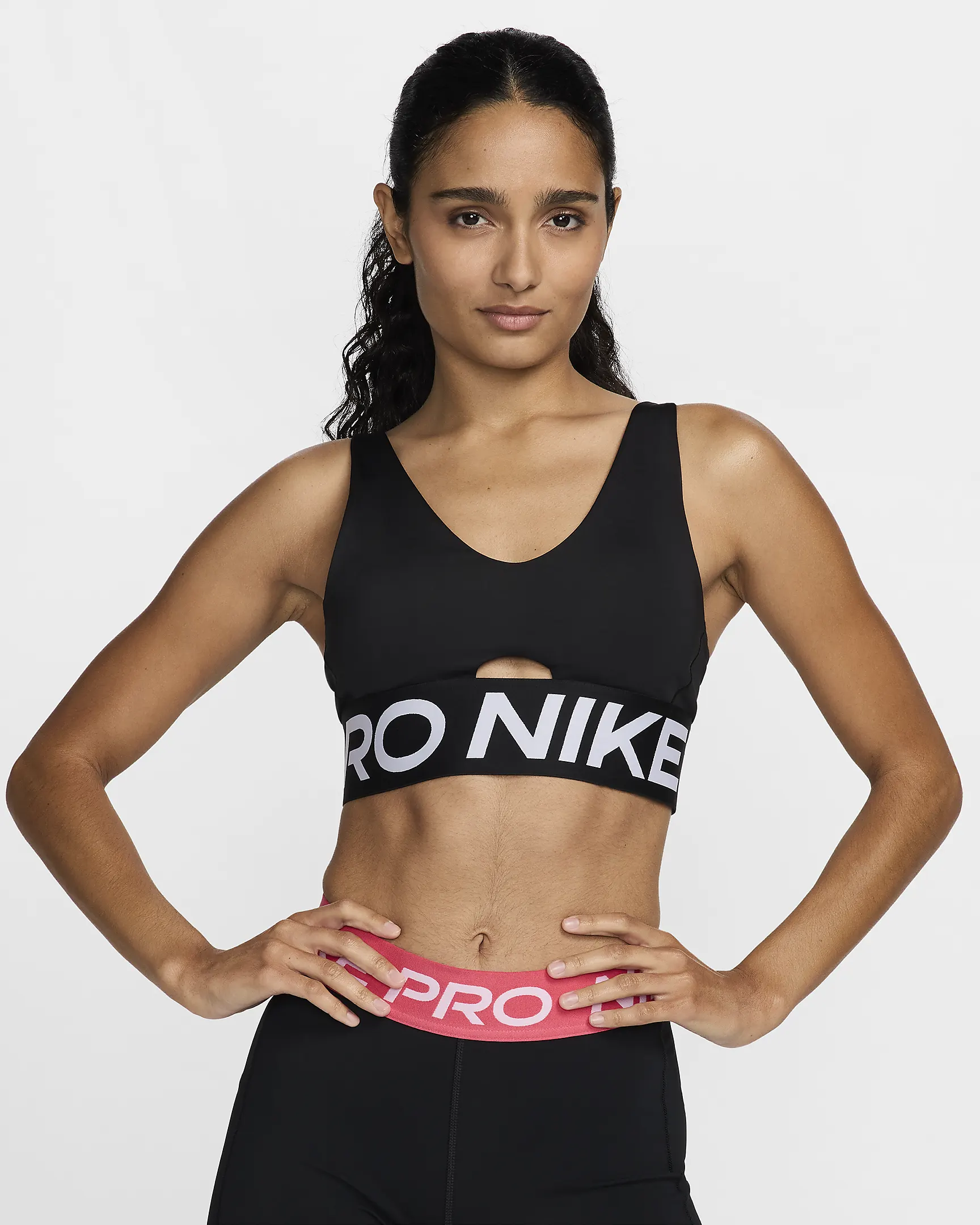 Nike Pro Indy Plunge 