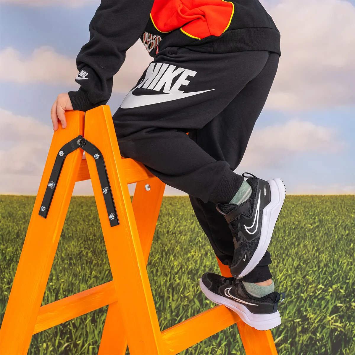 NIKE Donji deo trenerke Sportswear Club