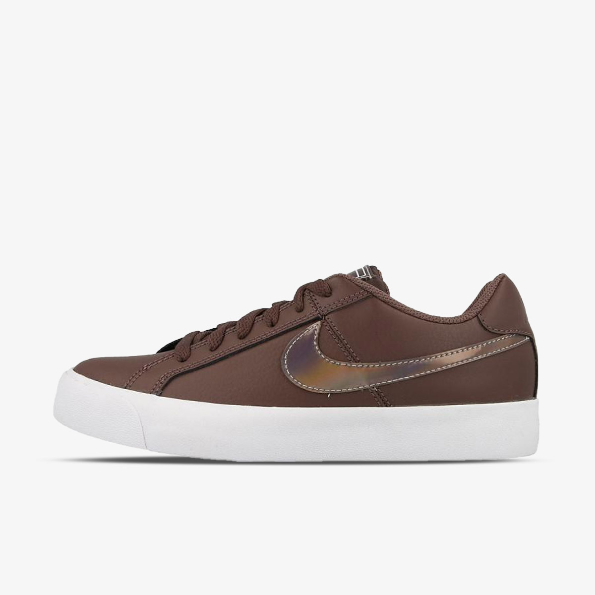 patike wmns nike court royale ac