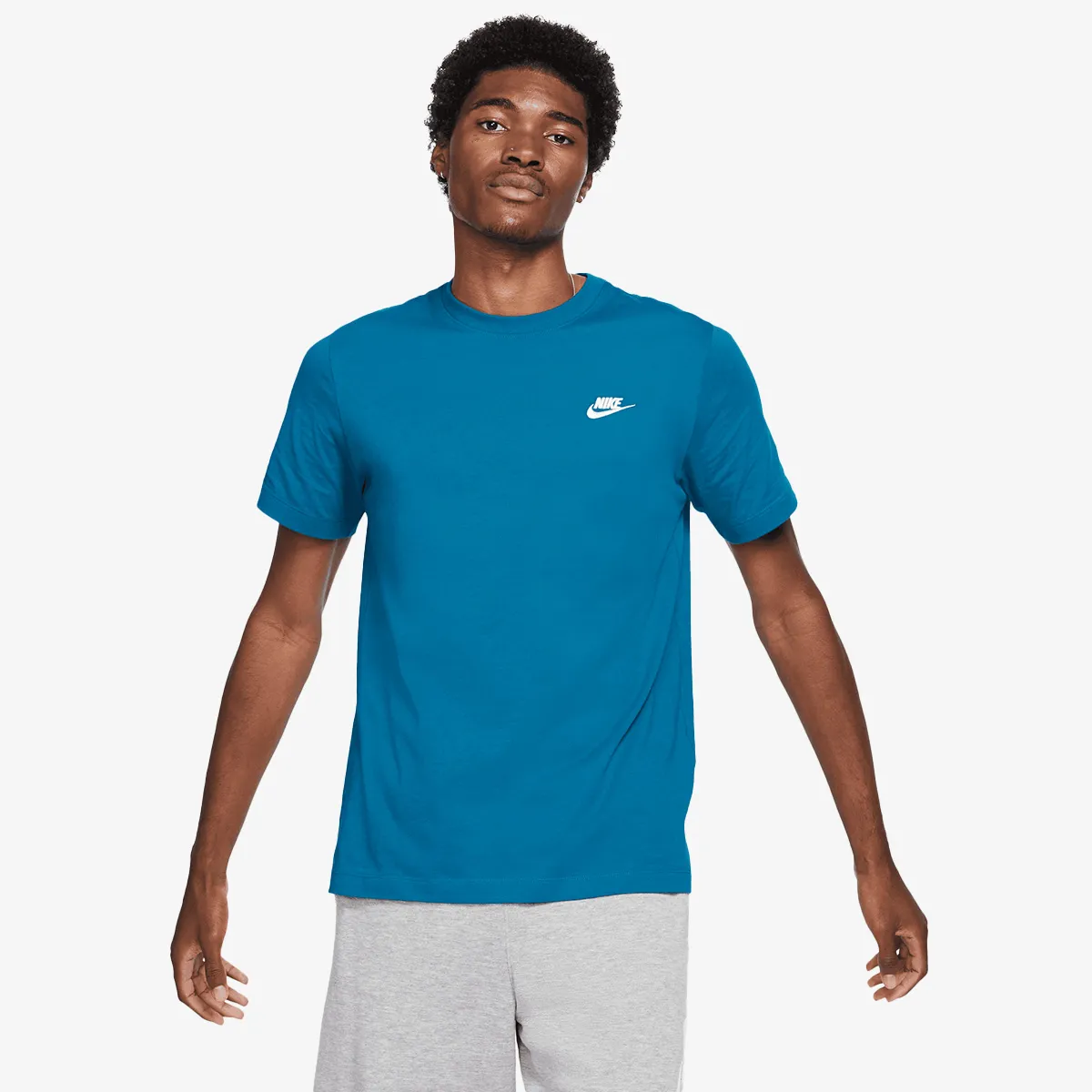 Nike Sportswear Club