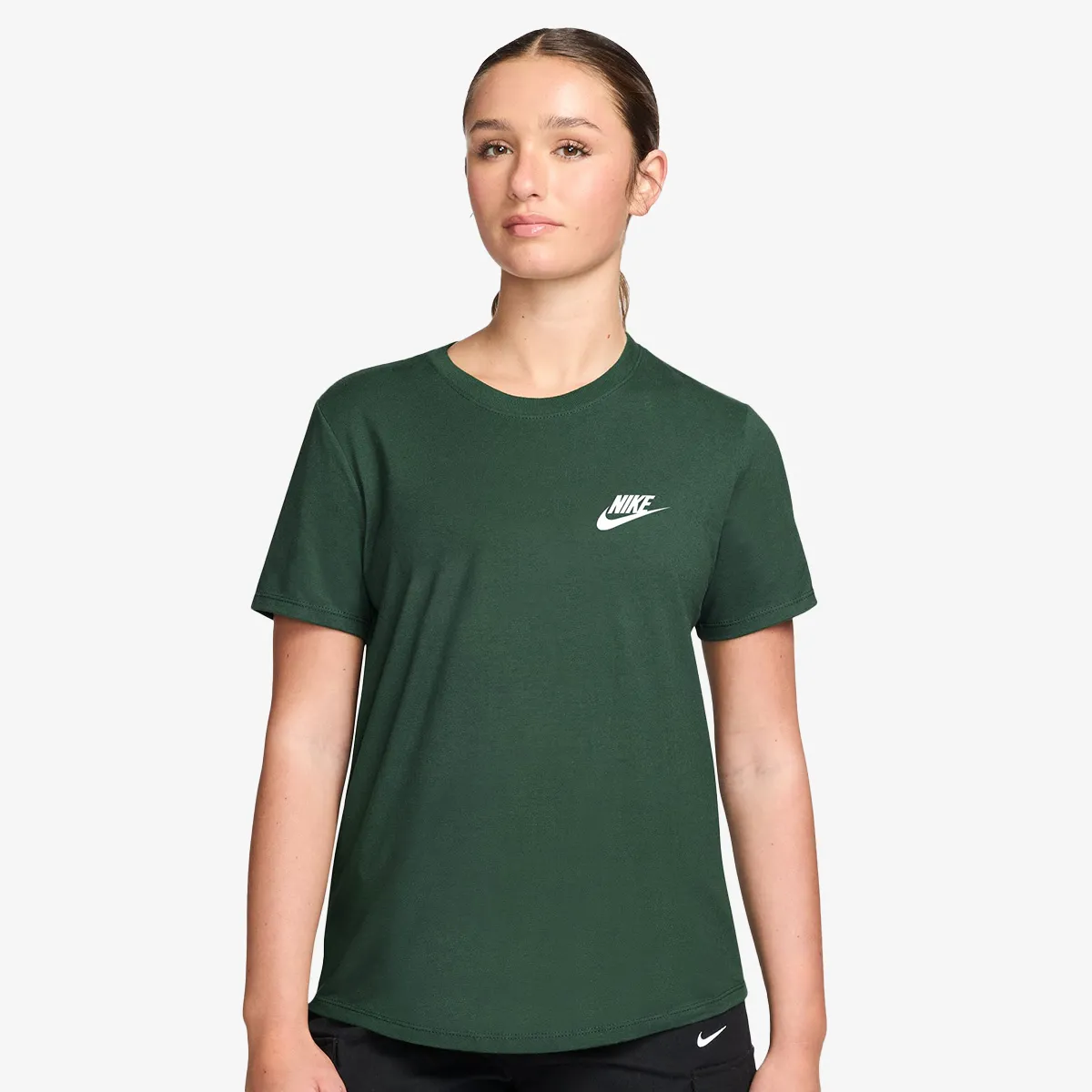 NIKE Majica Sportswear Club Essentials