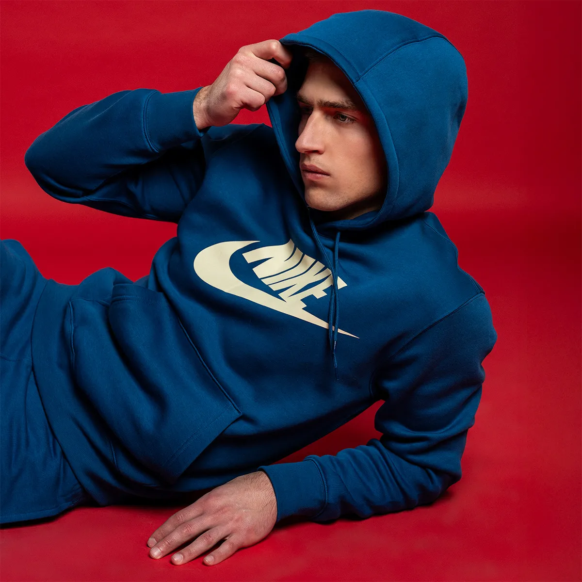NIKE Dukserica Club