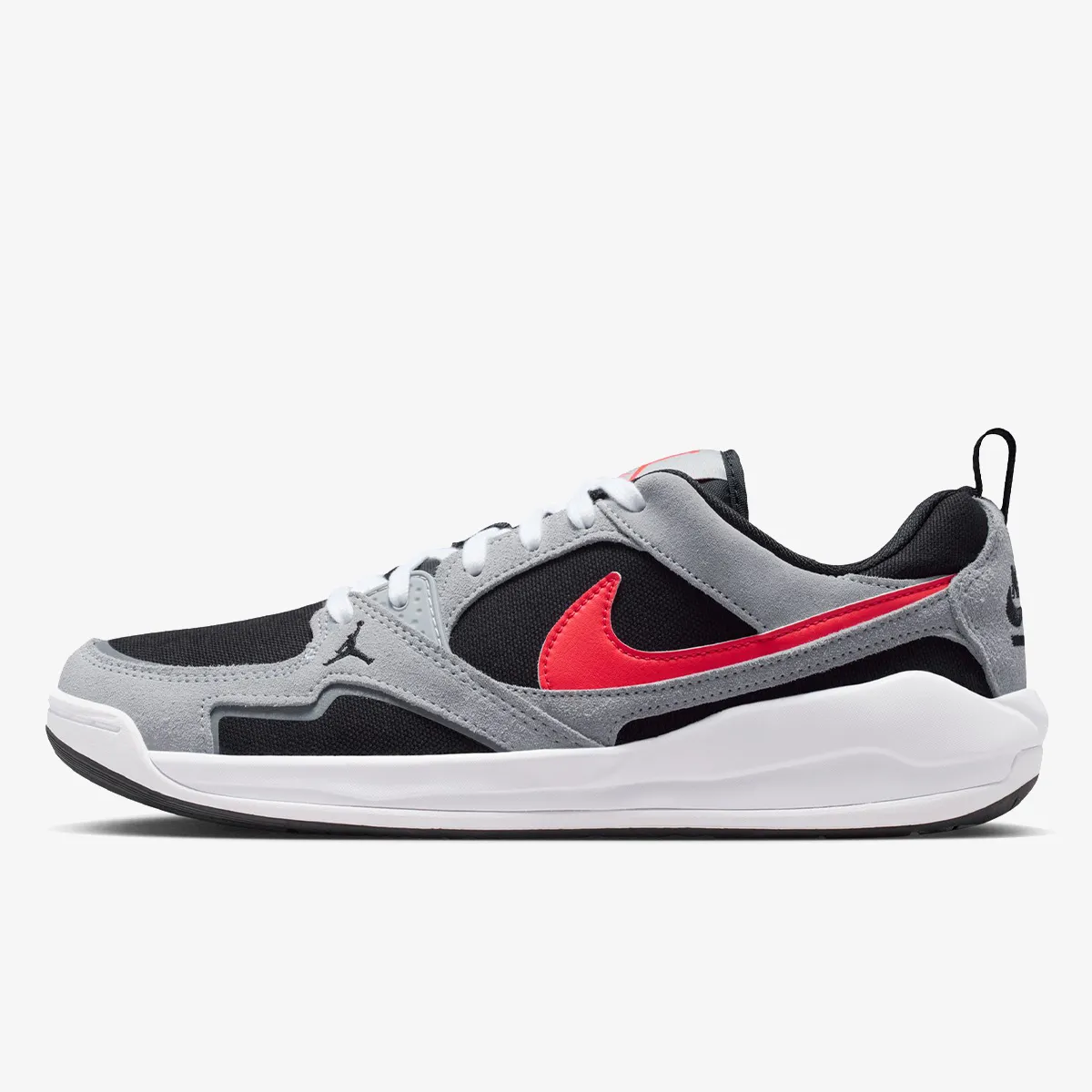 Nike CMFT Era