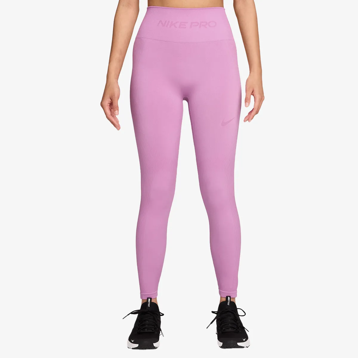 Nike Pro