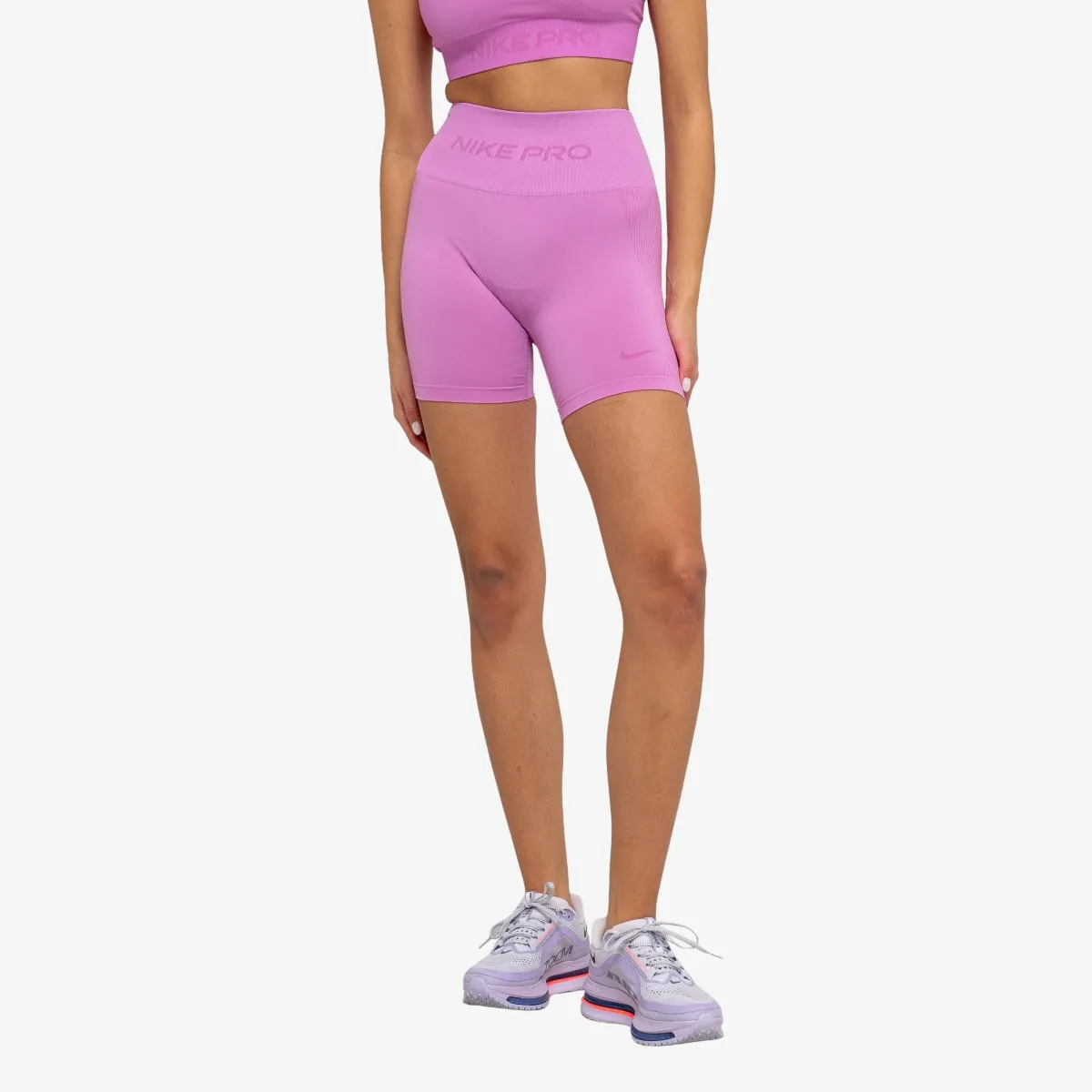Nike Pro