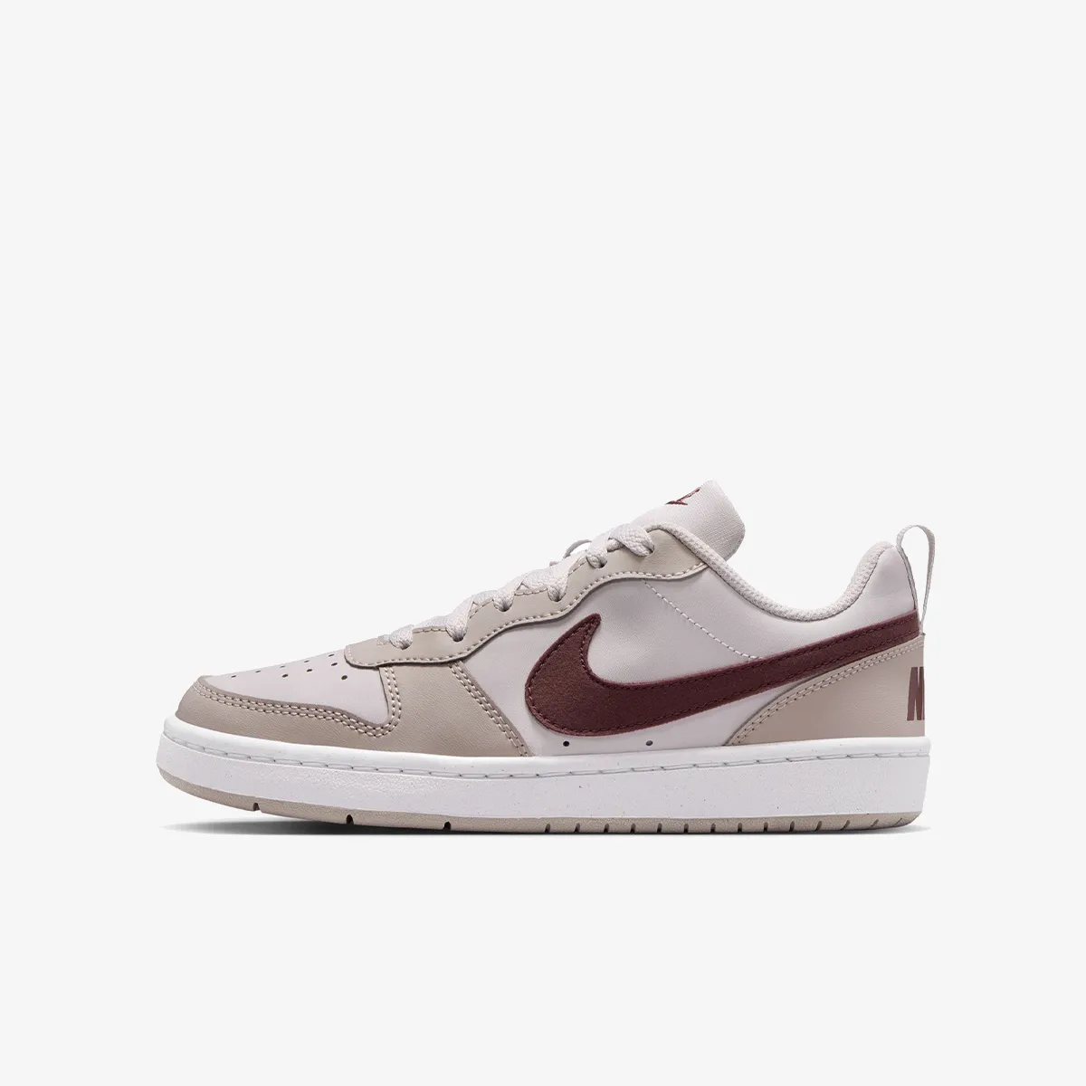 Nike Court Borough Essential Plus