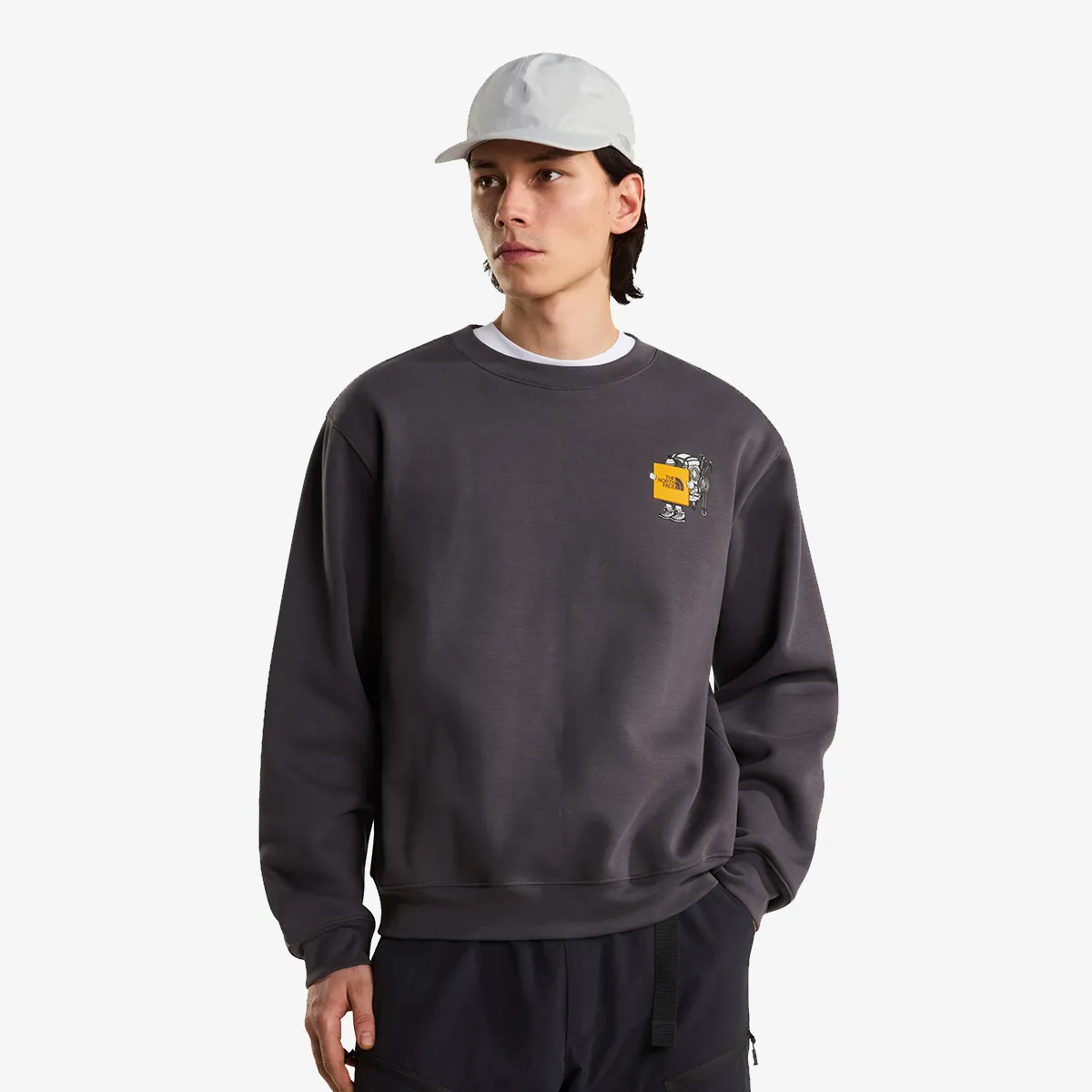 The North Face U GEAR UP GET OUT RLX CREW-GRAPHIC | Sport Vision