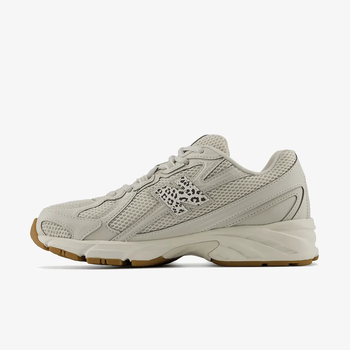 New Balance 740