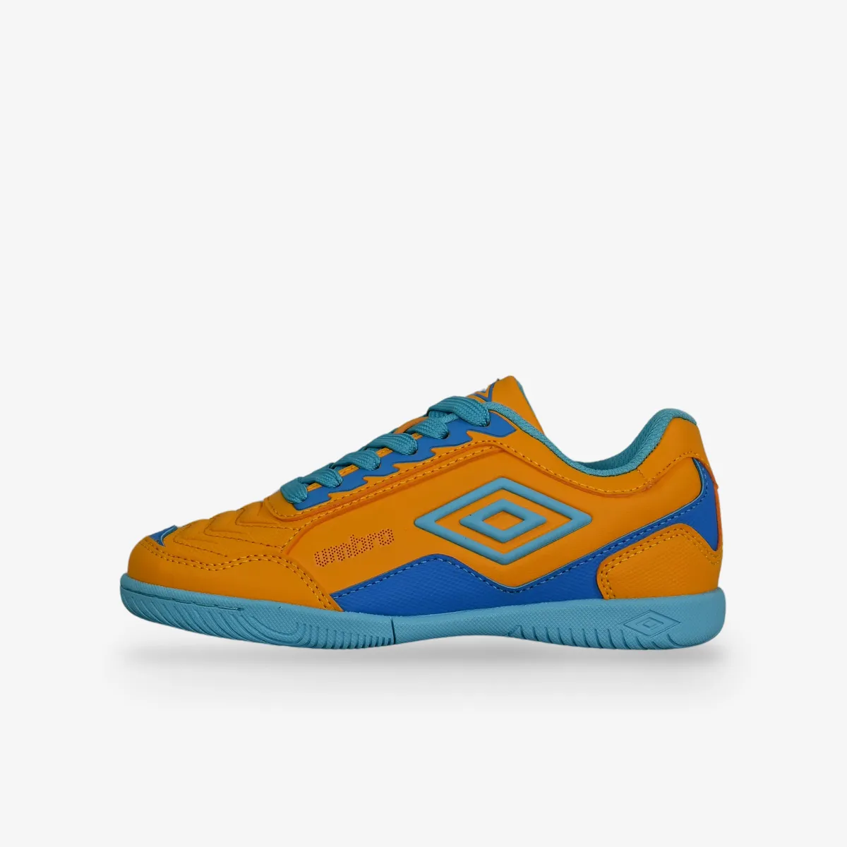 Umbro Trophy IC
