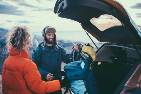 ZIMSKE AKTIVNOSTI NA PLANINI: Šta obavezno morate poneti sa sobom?