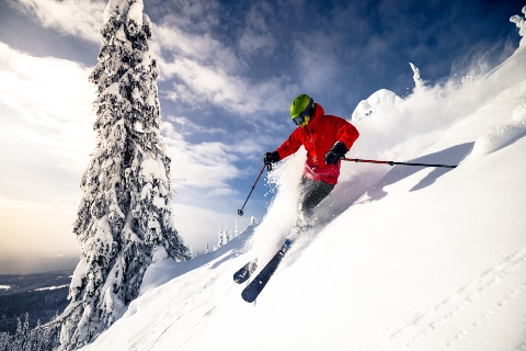 Iskusni skijaši znaju: Kako izabrati adekvatnu odeću za skijanje