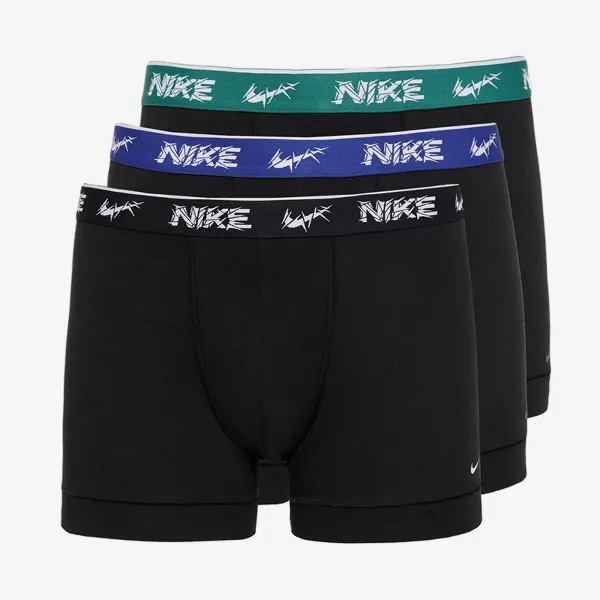 Nike Trunk 