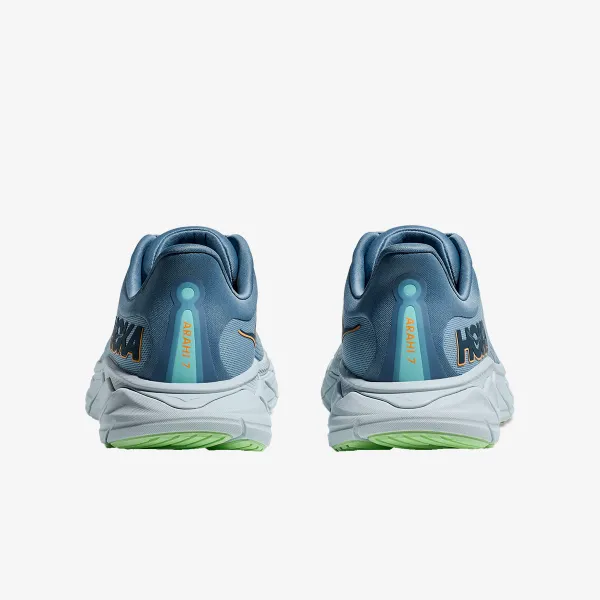 Hoka Arahi 7 