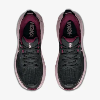 Hoka Challenger8 