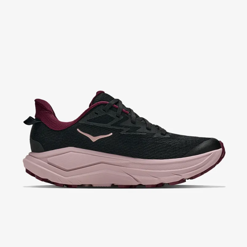 Hoka Challenger8 