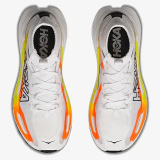 Hoka Tecton X 4 