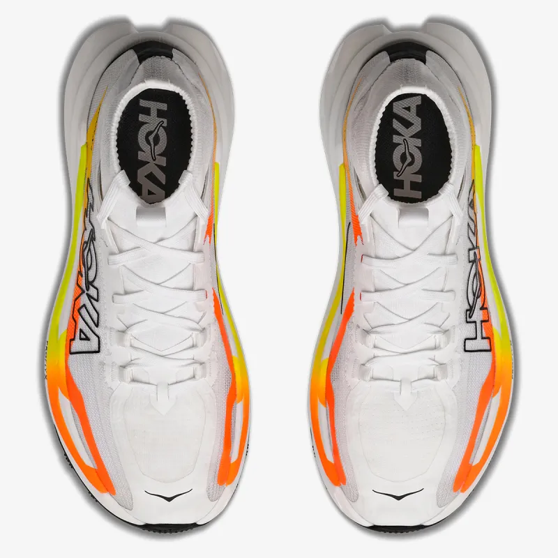 Hoka Tecton X 4 