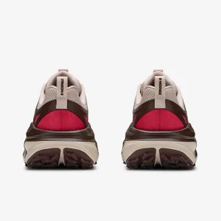 Hoka Stinson8 