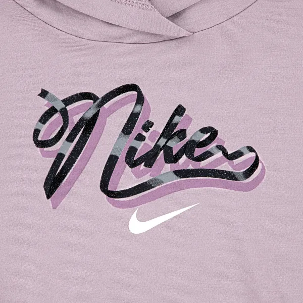 Nike Swoosh On Pointe 