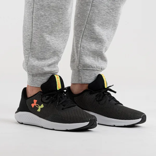 Under Armour Charged Pursuit 3 