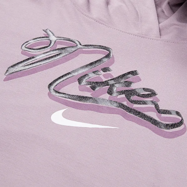 Nike Swoosh On Pointe 