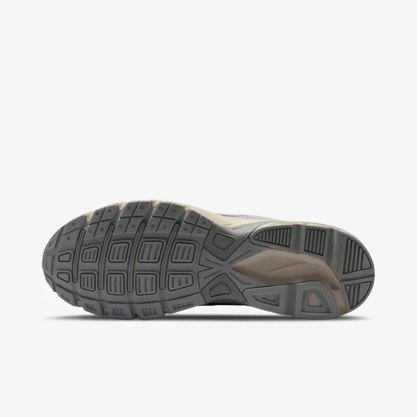 Nike Initiator 