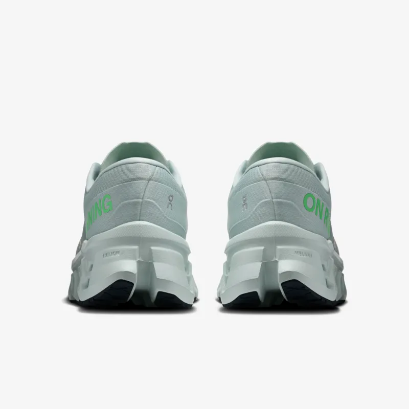 On Cloudmonster 3 