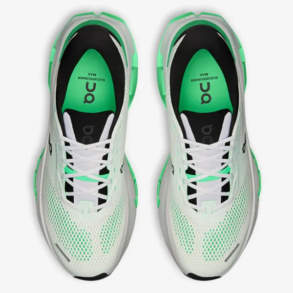 On Cloudrunner 3 Max 