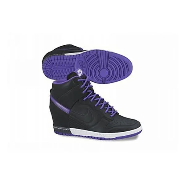 Nike WMNS DUNK SKY HI 