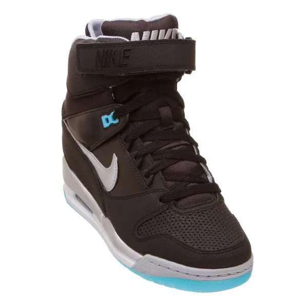 Nike WMS NIKE AIR REVOLUTION SKY HI 