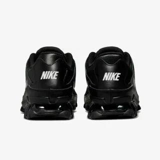Nike Reax 8 TR 