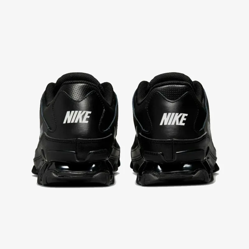 Nike Reax 8 TR 