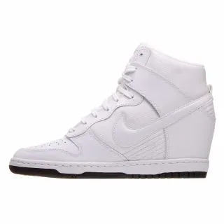 Nike WMNS DUNK SKY HI ESSENTIAL 