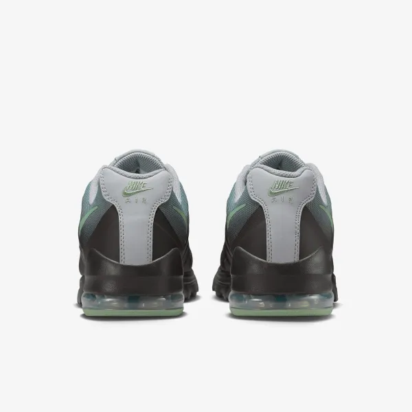 Nike Air Max Dn8 