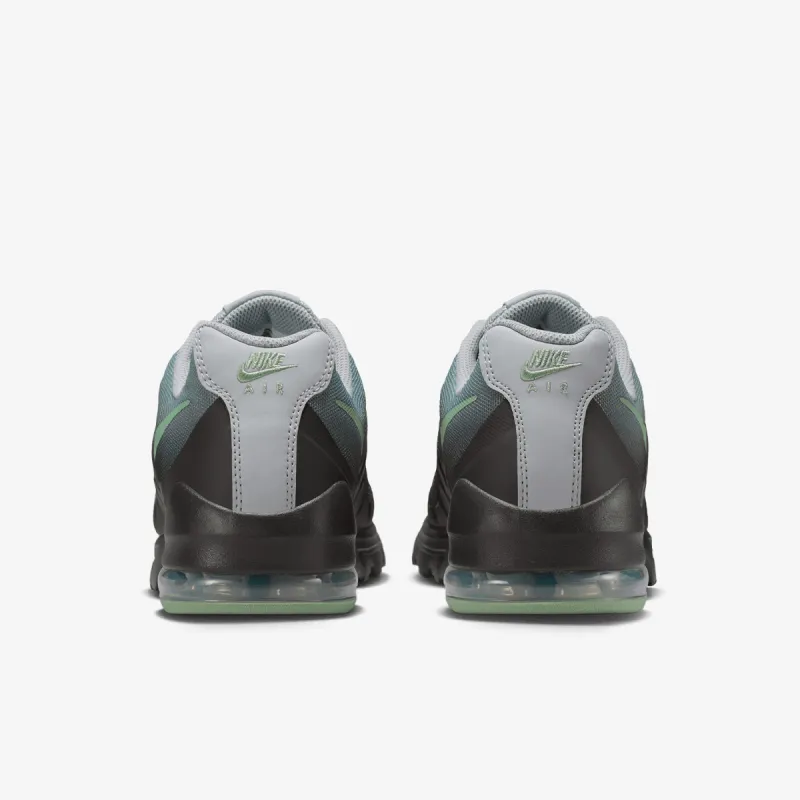 Nike Air Max Dn8 