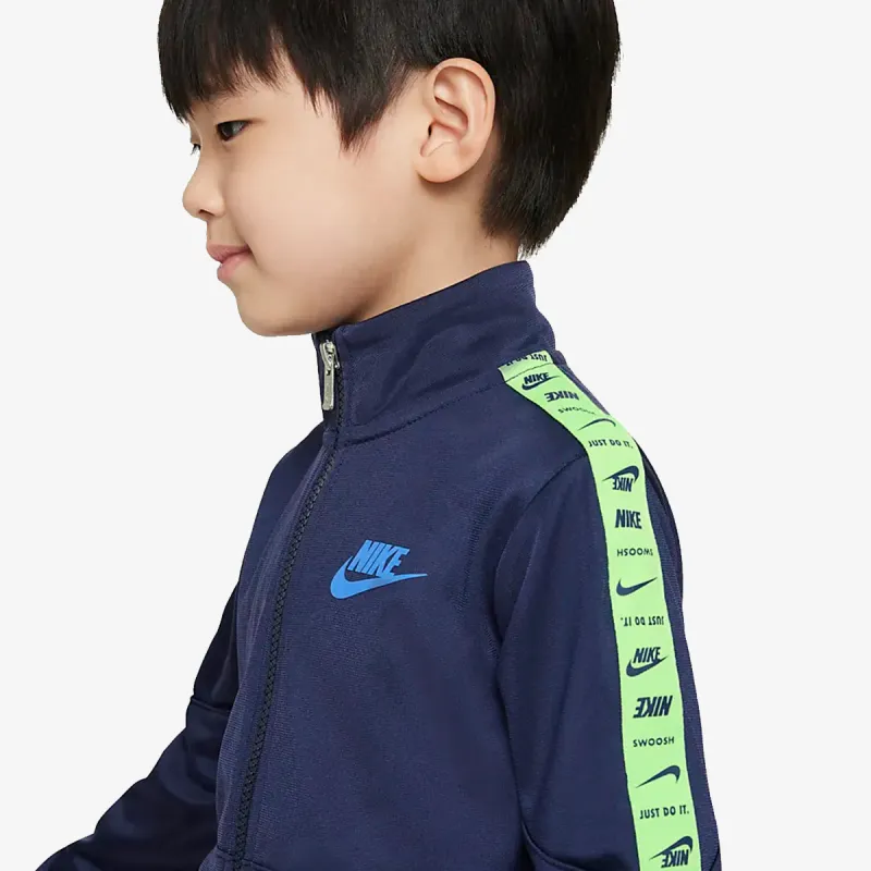 Nike SPORTSWEAR FUTURA 