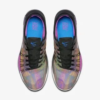 Nike WMNS NIKE FREE TR 6 PRT 