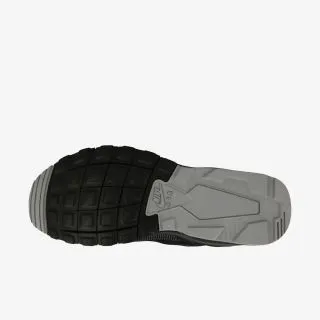 Nike WMNS NIKE AIR MAX MOTION LW SE 