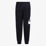 Nike Sportswear Club 