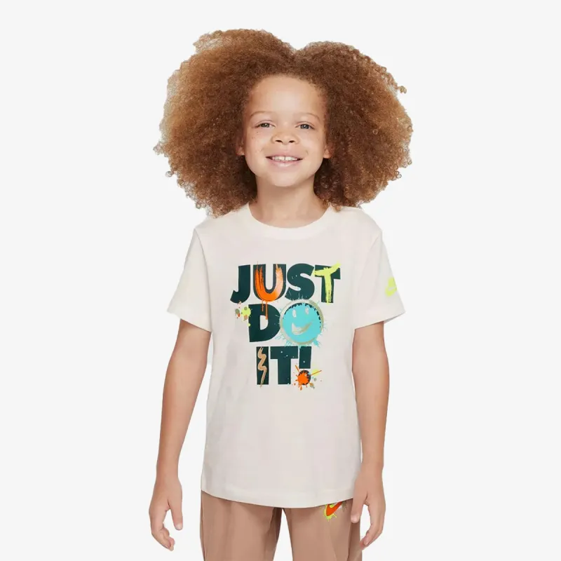 Nike Express Youself 