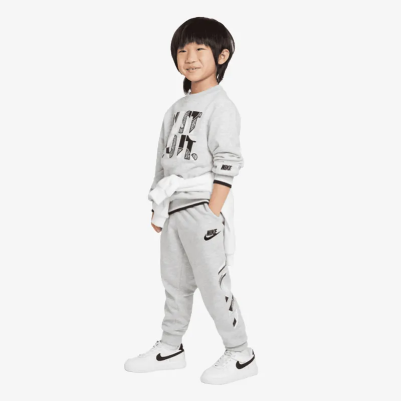 Nike NKB B NSW OUTSIDE T LINES FT P 